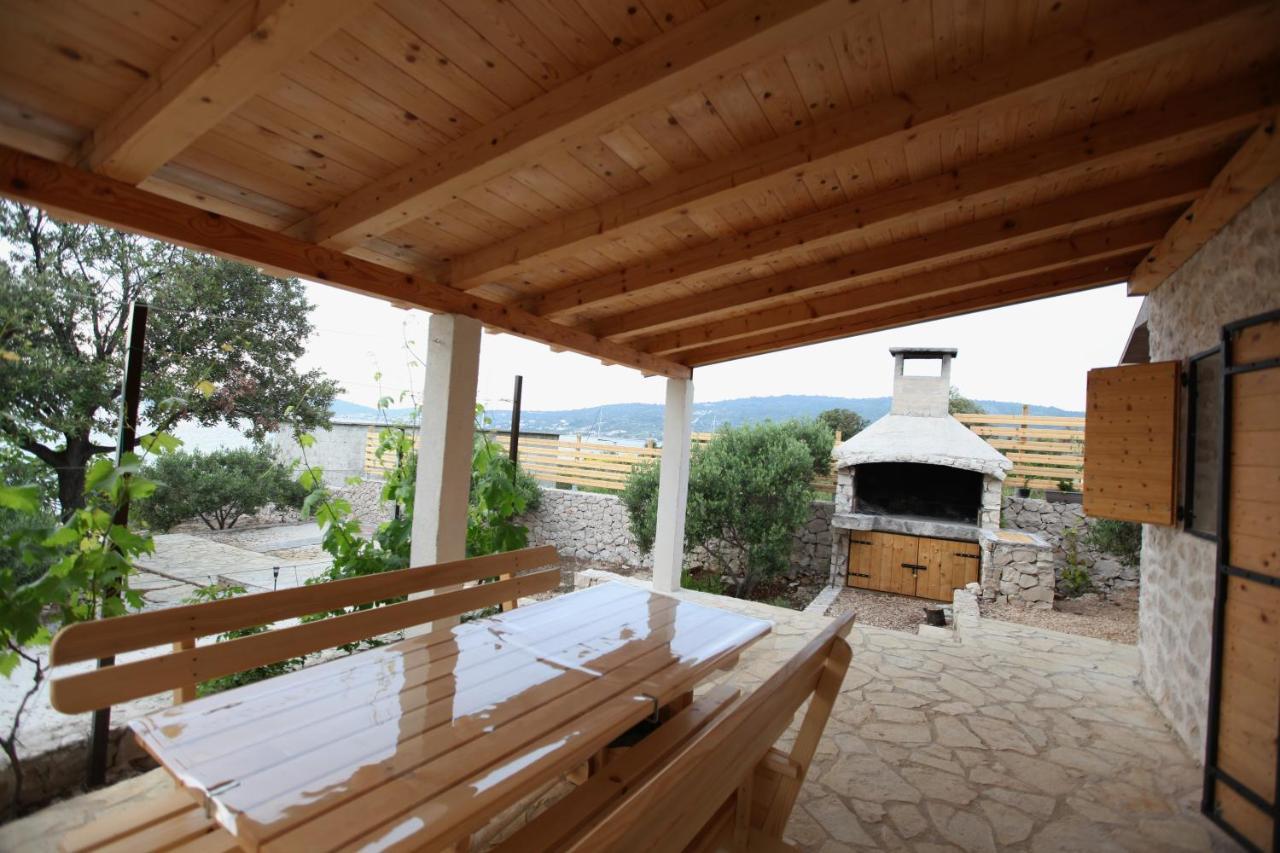 Kucica Uz More Sevid Εξωτερικό φωτογραφία